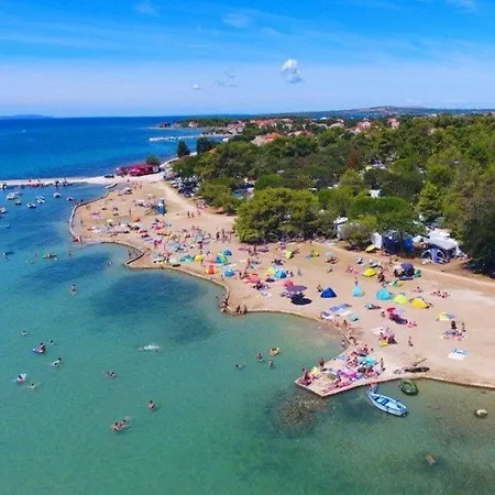 Mobile Lana Dalmacija Kamp Üdülőpark *