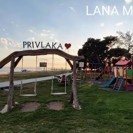 Mobile Lana Dalmacija Kamp * Privlaka (Zadar)