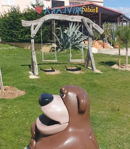 Kompleks wypoczynkowy Mobile Lana Dalmacija Kamp *
